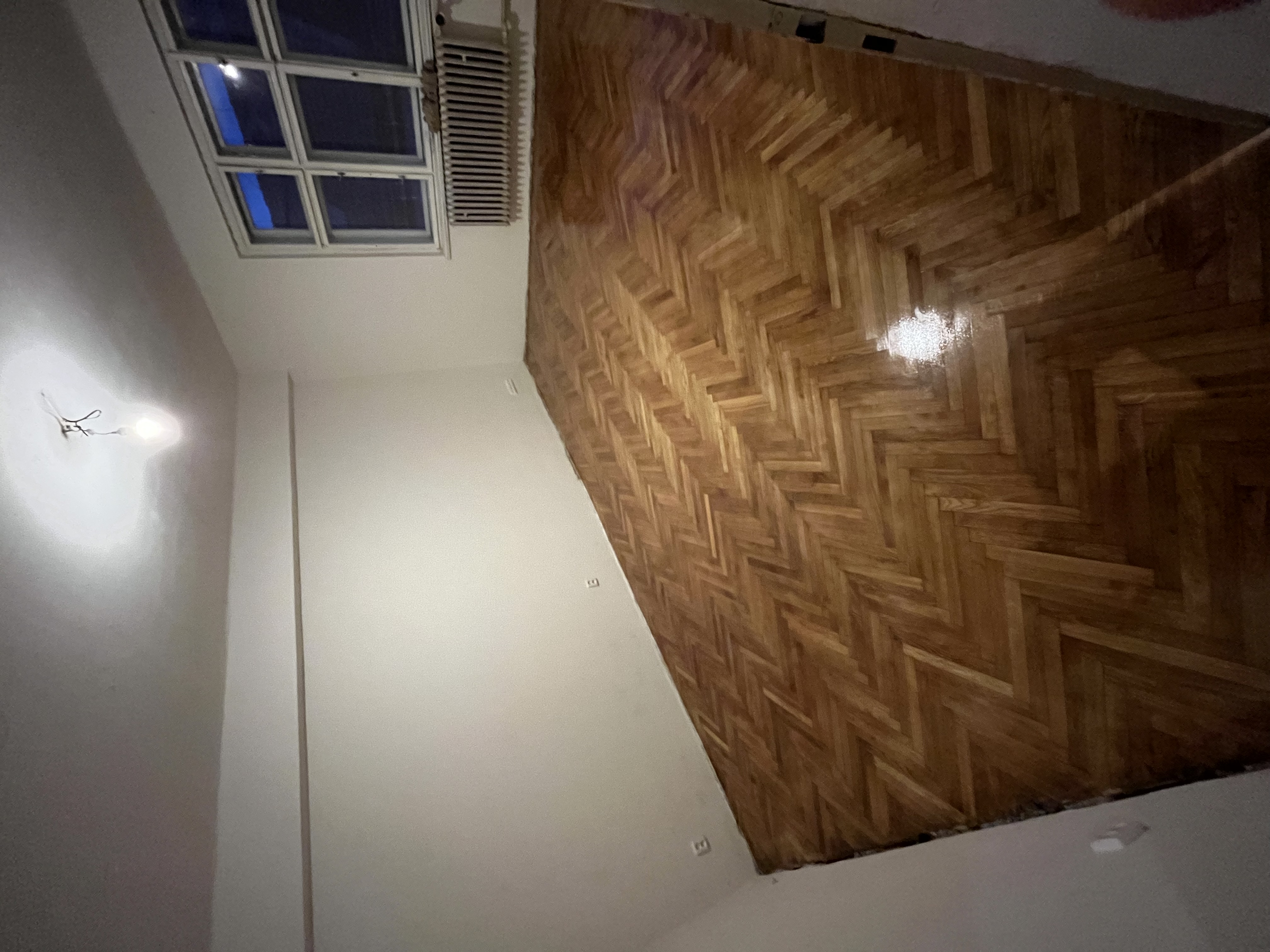 Obnovené dubové parkety po renovaci